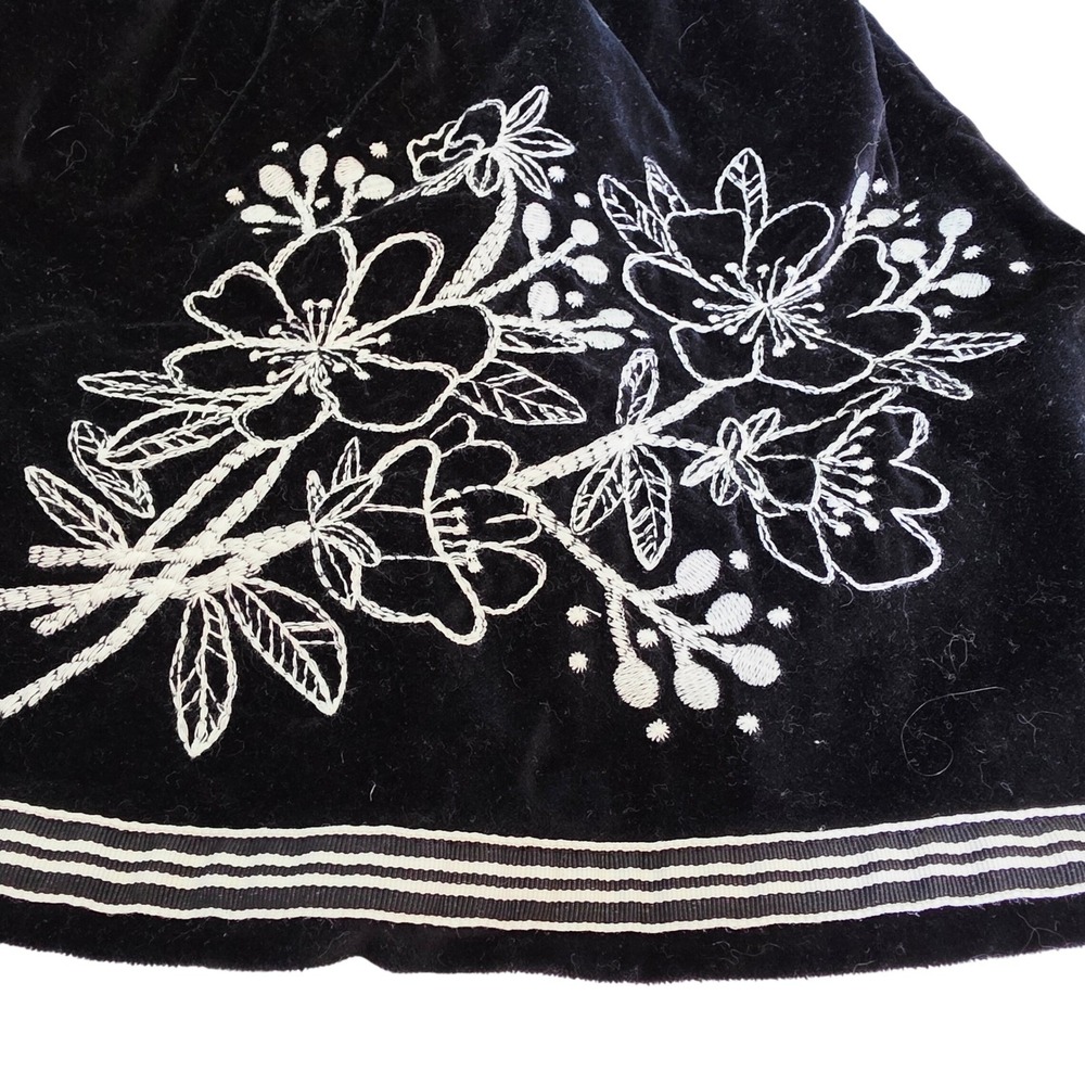 Old Navy Girls Black Velvet Floral Embroidered Dress‎ 18-24 Months Holiday Party - Picture 2 of 5